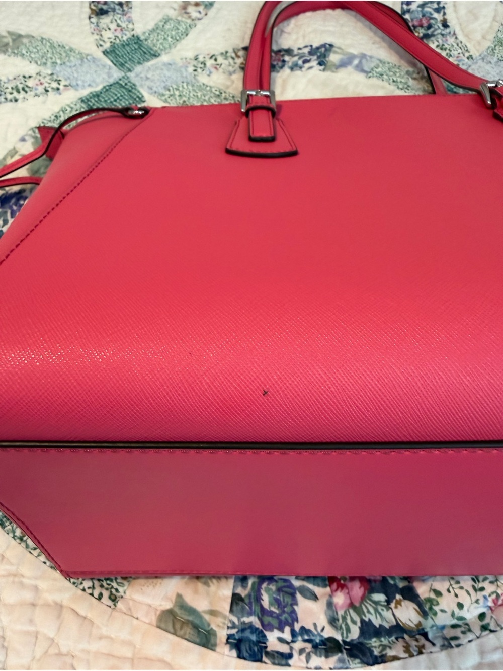 Michael Kors Hot Pink Saffiano Large Tote with MK Charm - Picture 7 of 14